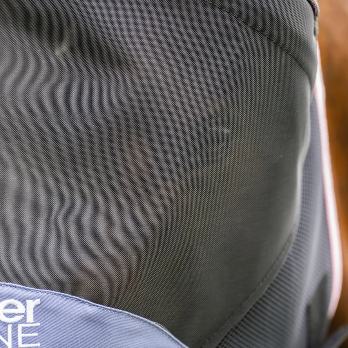 LE Outback Flymask Original
