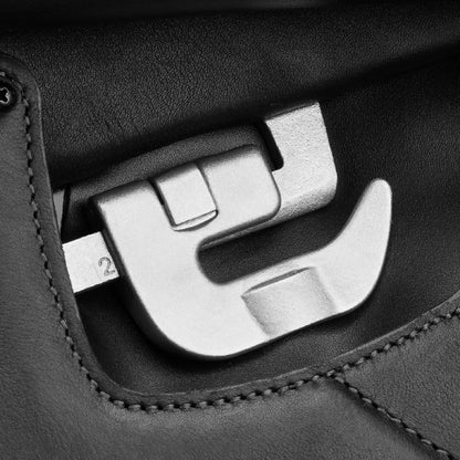 Bates Apex Jump Saddle