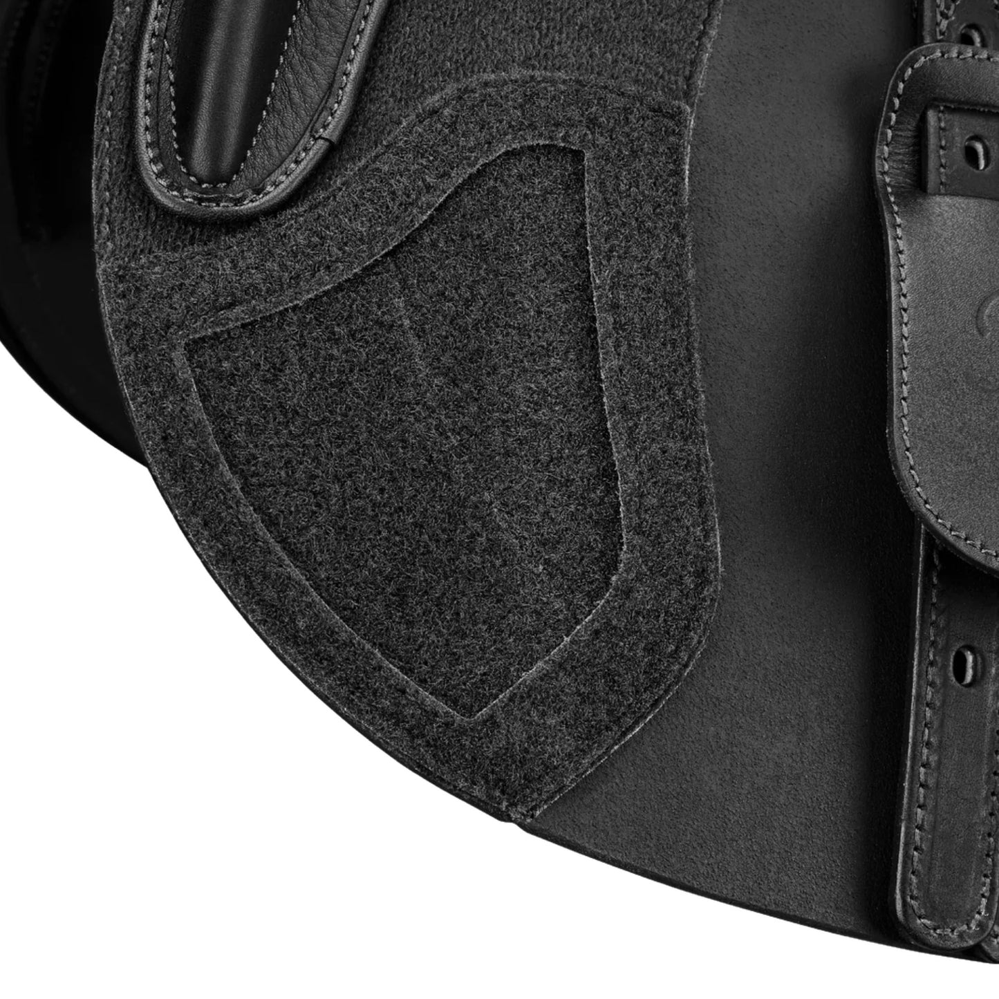 Bates Apex Jump Saddle