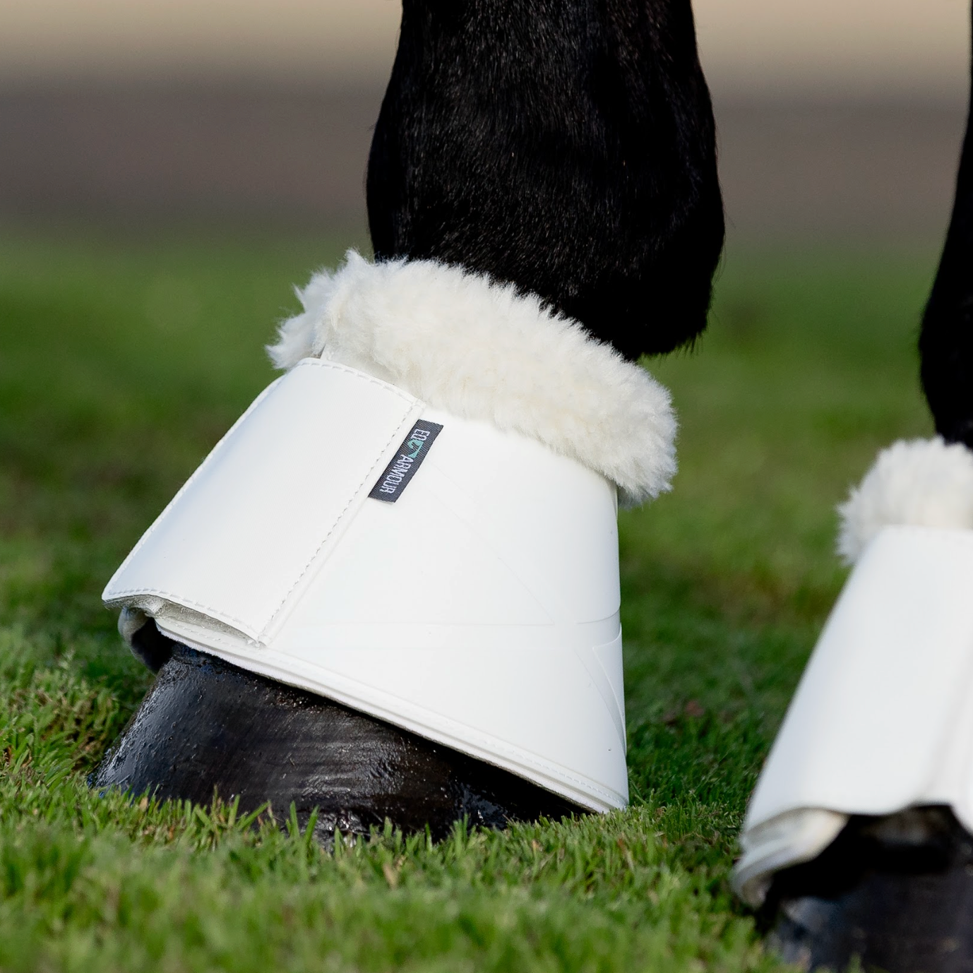 EQ Armour Fleece Trim Overreach Boots