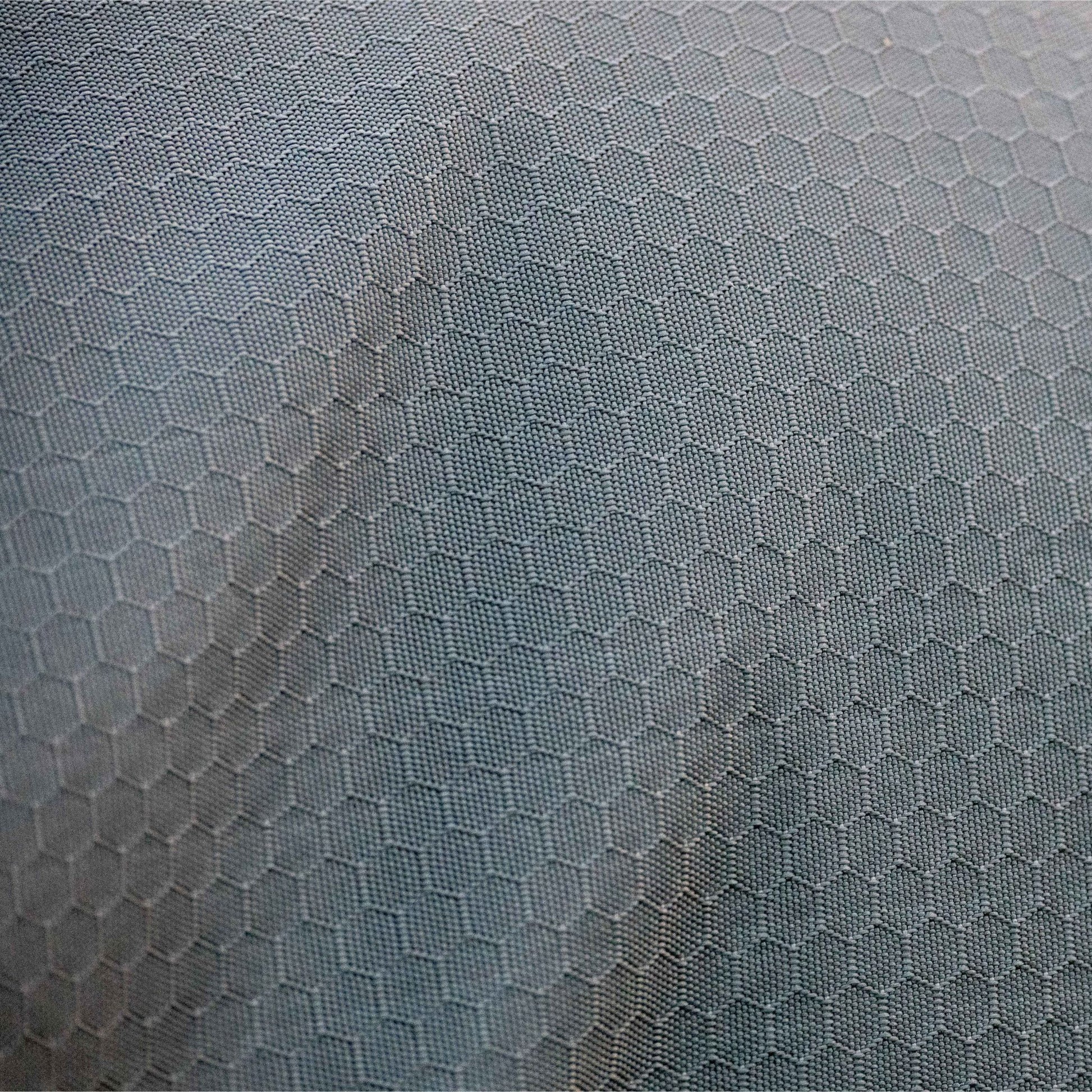 Horseware Rhino Plus HexStop 100g Rug - EQ Saddlery