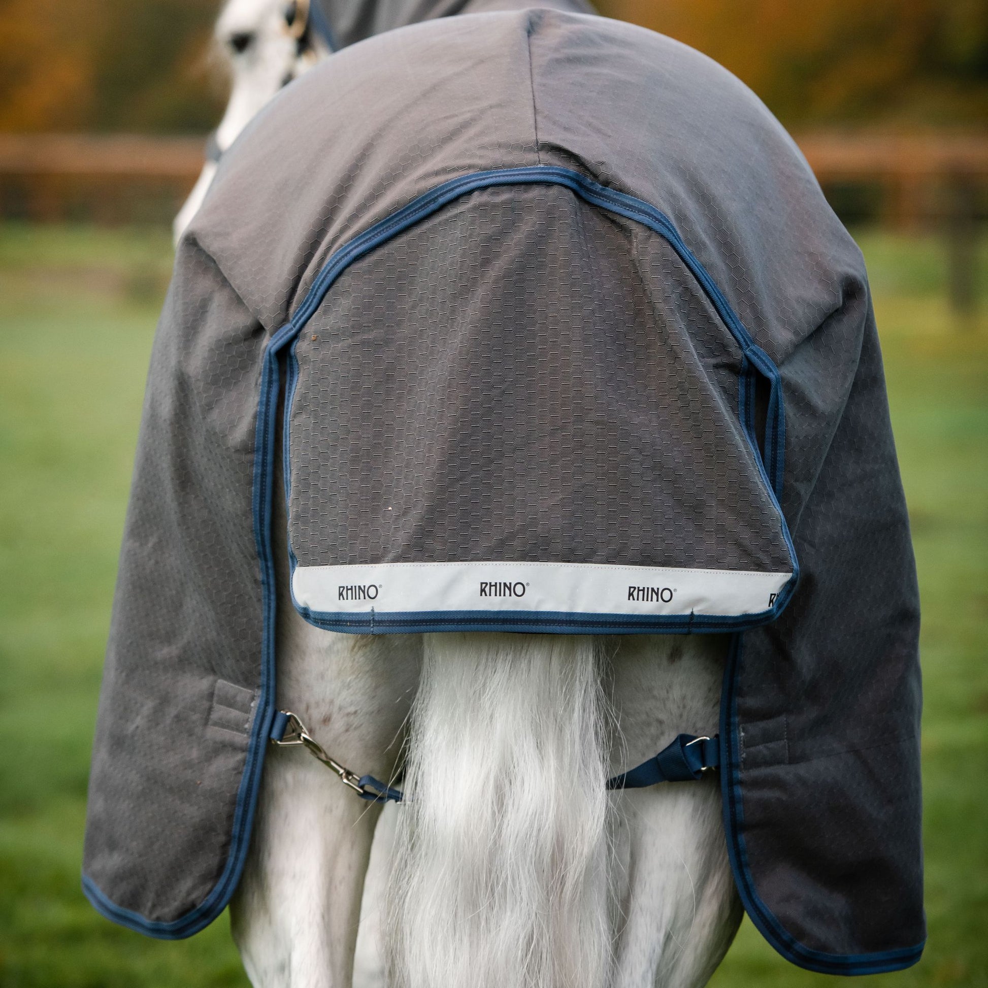 Horseware Rhino Plus HexStop 100g Rug - EQ Saddlery