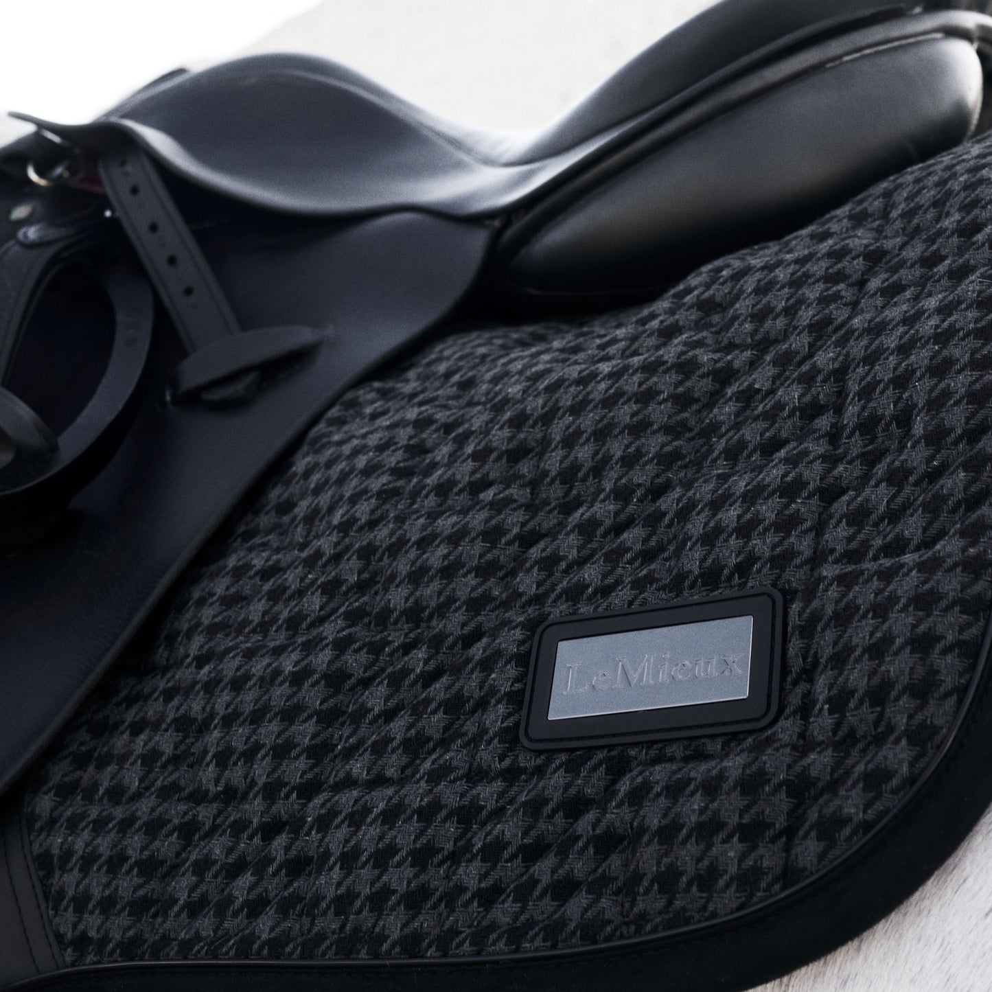 LeMieux Aspen Collection Close Contact Square Saddle Pad