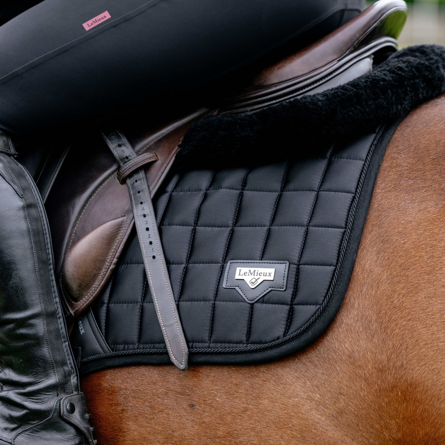 LeMieux Loire Classic Close Contact Square Saddle Pad