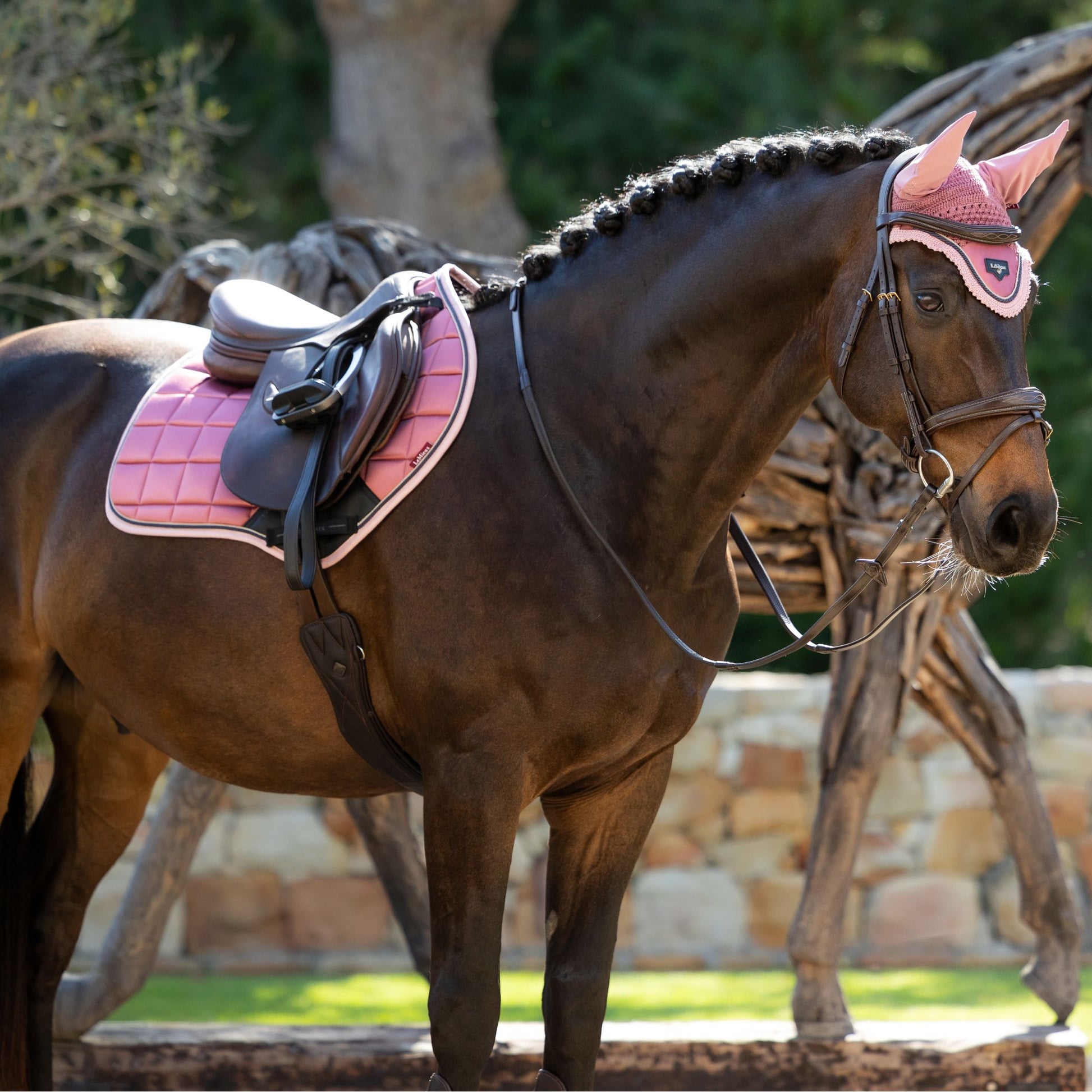 LeMieux Loire Classic Square Close Contact Saddle Pad - EQ Saddlery