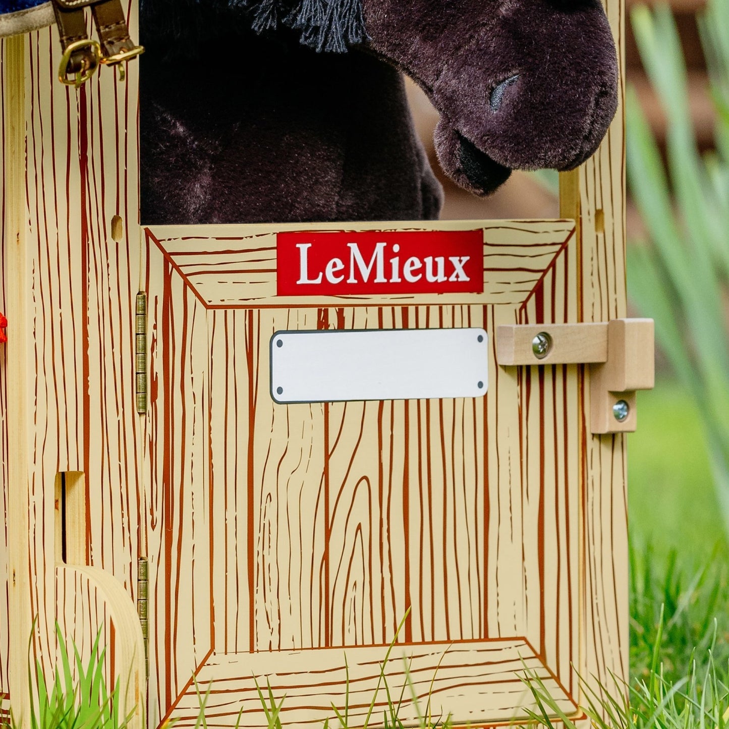 LeMieux Toy Pony Wooden Stable Set