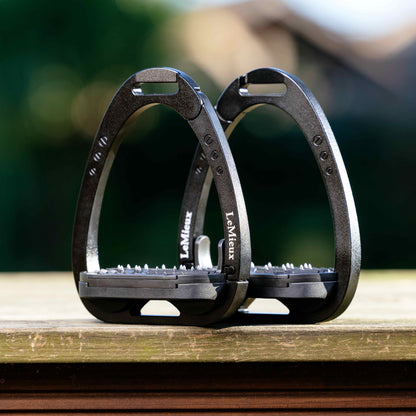 LeMieux Vector Control Stirrup