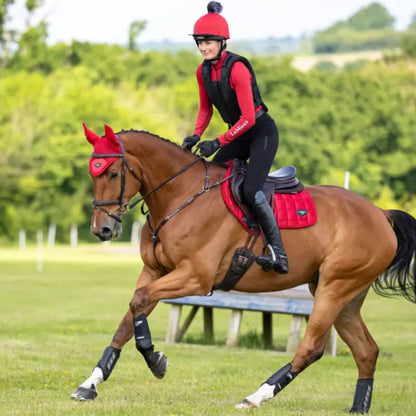 LeMieux Loire Classic Close Contact Square