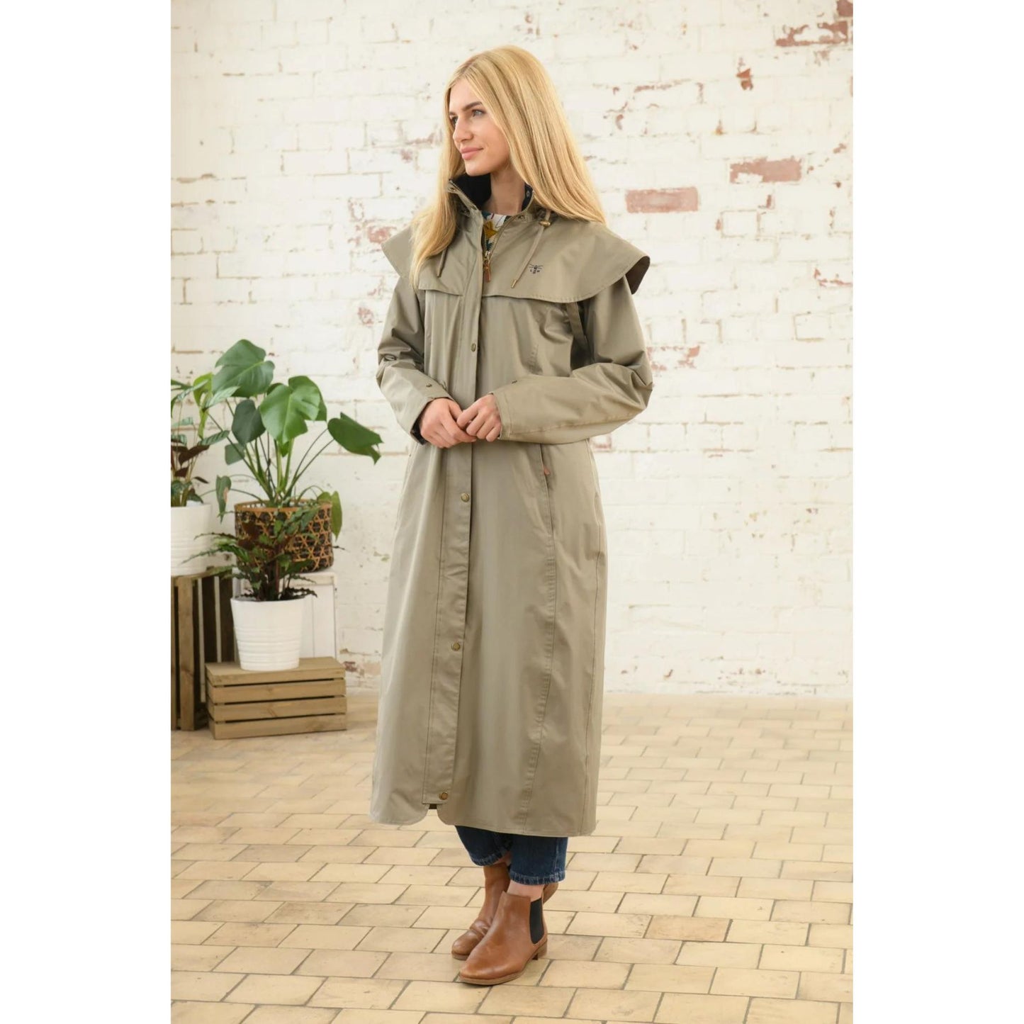 Lighthouse Outback Full Length Coat - EQ Saddlery