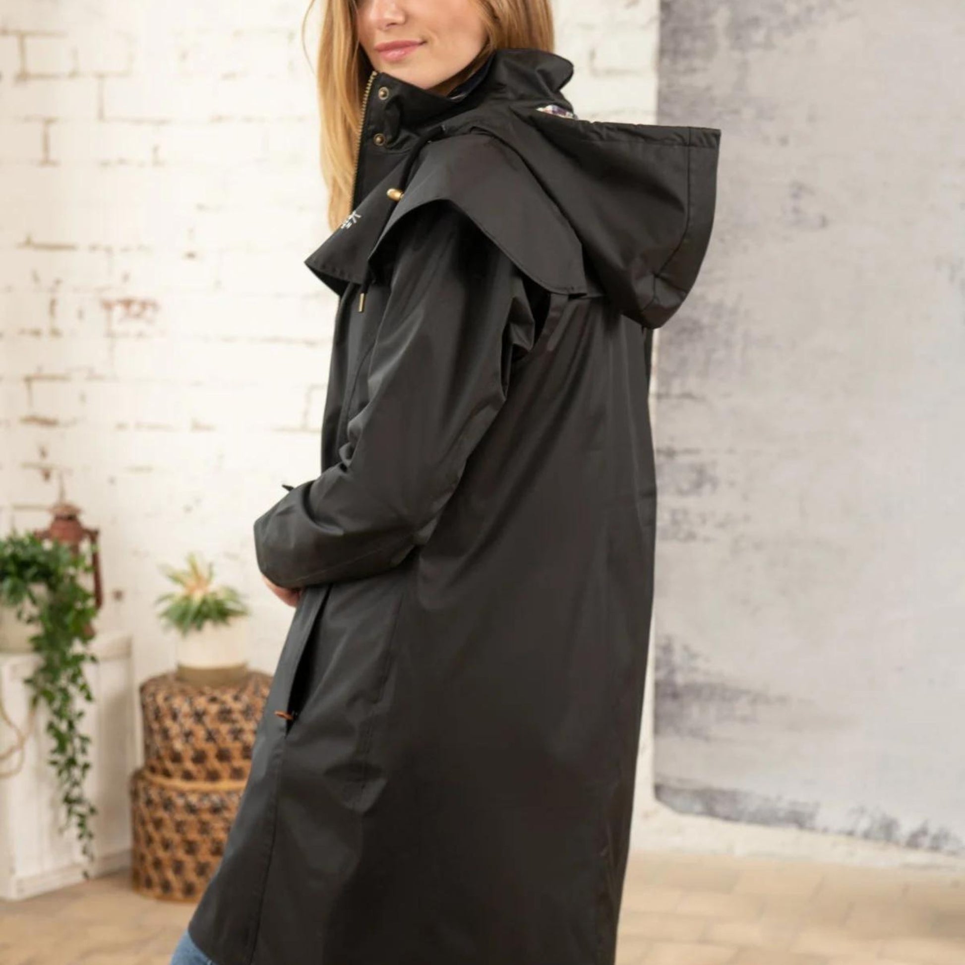 Lighthouse Outrider Mid Length Coat - EQ Saddlery