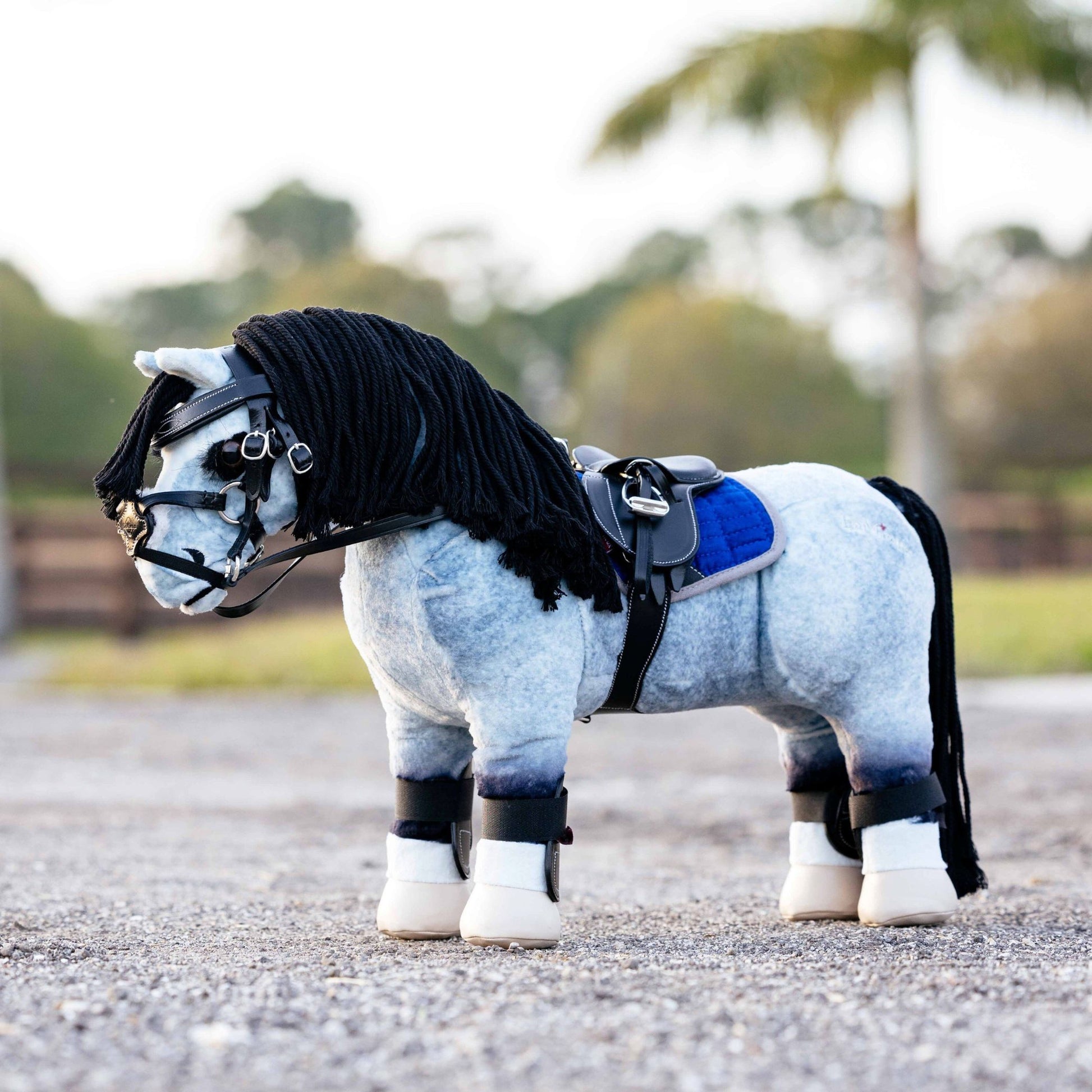 LeMieux Toy Pony Jump Saddle And Stud Girth - EQ Saddlery