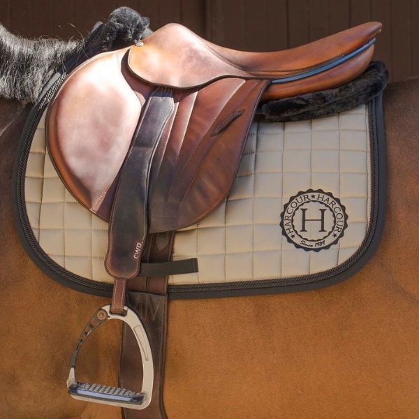 Harcour Storm Jump Saddle Pad Storm Violine - EQ Saddlery