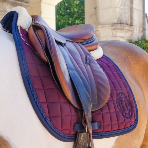 Harcour Storm Jump Saddle Pad Storm Violine - EQ Saddlery