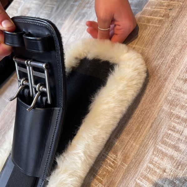Lumiere Anatomic Dressage Girth with Removable Sheepskin - EQ Saddlery
